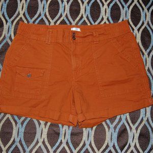Rust colored, 5 pocket shorts